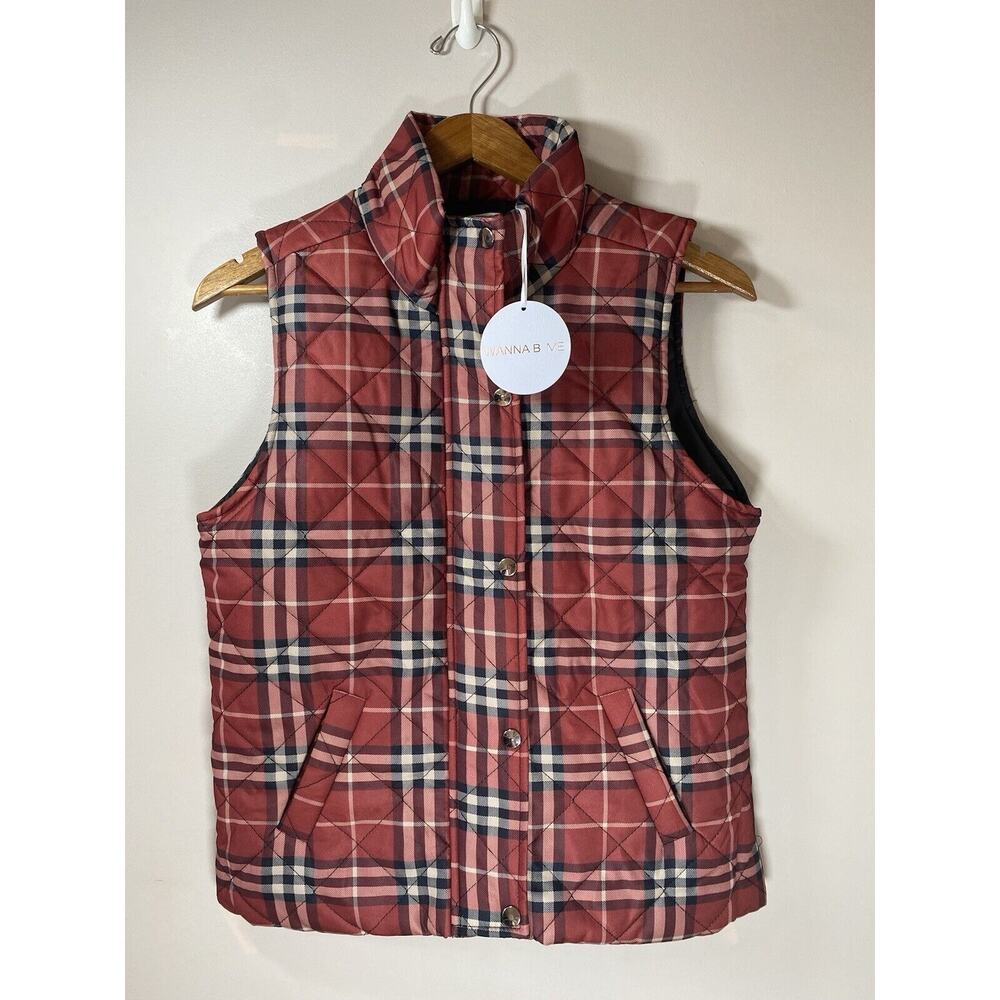 New with Tags Red Plaid Quilted Vest‎ Snap and Zip Close Mock Neck by Wanna B Me